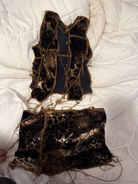 One of a kind Custom fit from Made by Mata - size L (would also fit M)